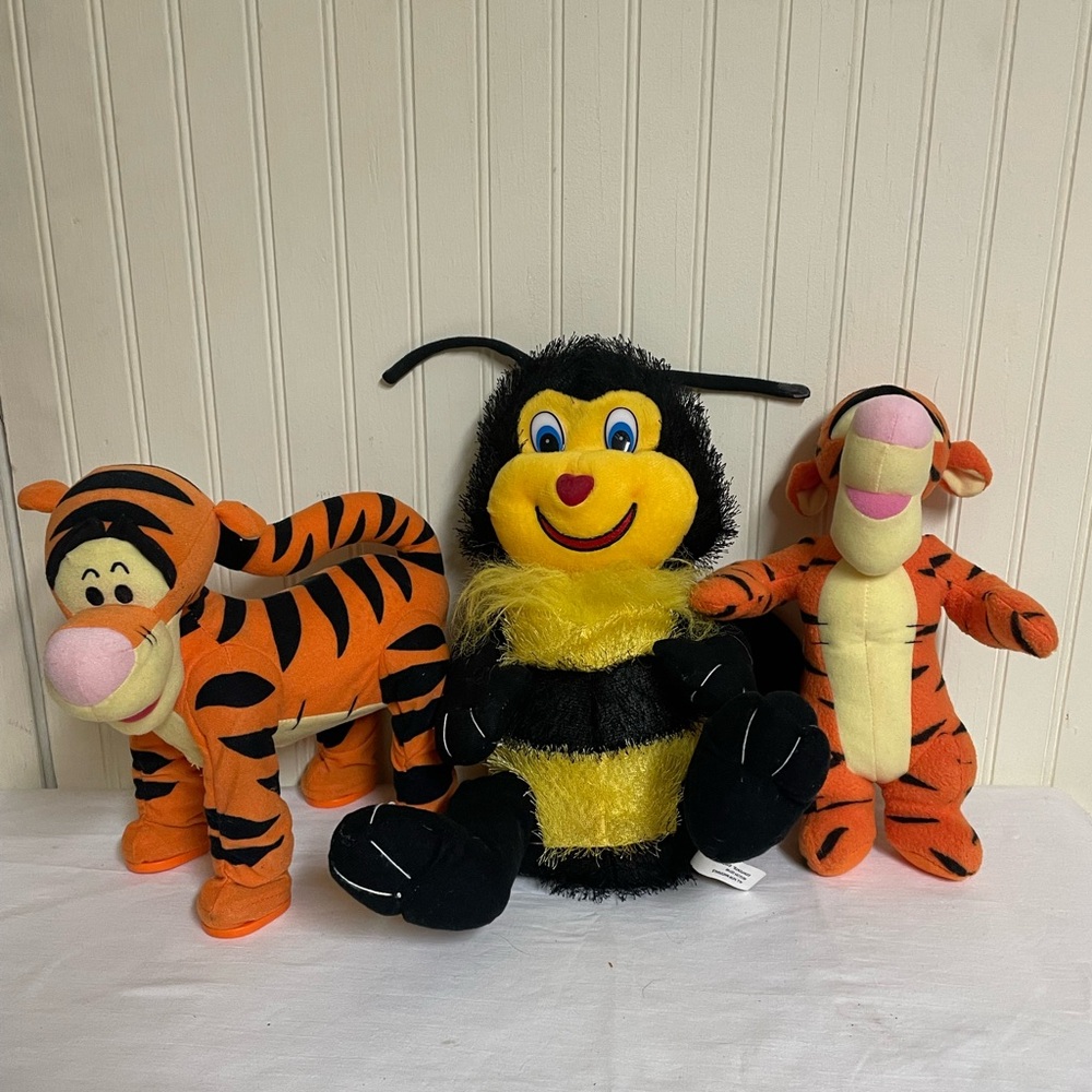 Two Tiggers and a Bumble Bee used.